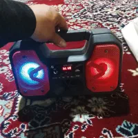 اسپیکر بلوتوث دار میکروفن خور رم فلش|سیستم صوتی خانگی|همدان, |دیوار