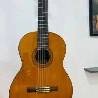 گیتار یاماها c 40