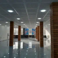 اجاره واحد 220متری در مجتمع تجاری عزیزی نایسر