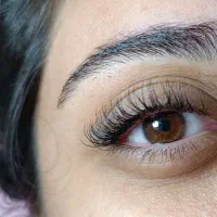 کاشت لیفت اکستنشن مژه و ابرو