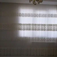 پرده وشال پرده تمیز.بدون هیچ ایرادی  ۵متری
