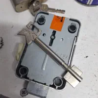 تعدادی قفل اصلی گاوصندوق کاوه