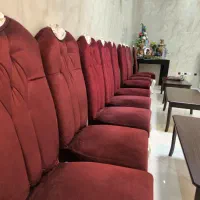 اجاره سالن برای شب یلدا با صندلی های تم شب یلدا