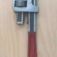 دریل بلغاری اصل و آچار لوله گیر المانی|ابزارآلات|شهرکرد, |دیوار