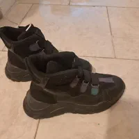 کفش کتونی ساق دار