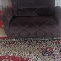 فروش ۲عدد پرده و یکدست مبل ۷نفره و ۳ تا فرش ۹ متری|مبلمان خانگی و میز عسلی|تولم شهر, |دیوار