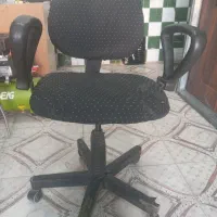 صندلی گردان سالم