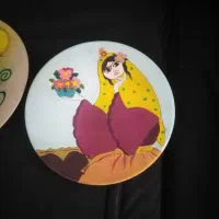 بشقاب سفالی طرح دار رنگی