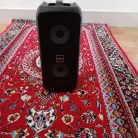 اسپیکر سالم کیفیت صدا عالی