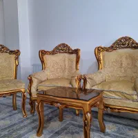 مبل سلطنتی ۸نفره تمیز|مبلمان خانگی و میز عسلی|قم, زنبیل آباد|دیوار