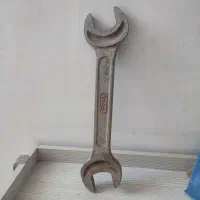 آچار دو سر تخت