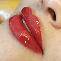 پک اقتصادی شیدینگ لب+بن مژه نچرال