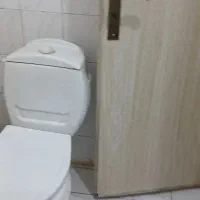 توالت فرنگی حفاظ پرده  کباب پز چرخ گوشت و قهوه ساز