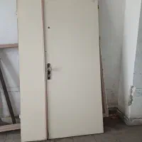 فروش در چوبی با چهار چوب اهن