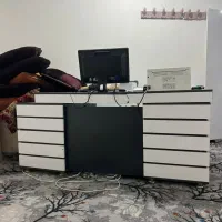 میز مدیریت کلاسیک