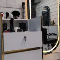 استخدام آرایشگر آقا با مشتری به صورت درصدی|استخدام درمانی، زیبایی، بهداشتی|تهران, شکوفه|دیوار