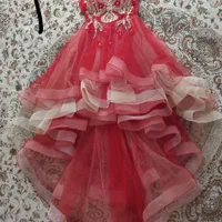 تعدادی لباس مجلسی نو و مانتو