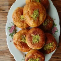 سفارش کلمپه لقمه ای و نان روغنی وانواع حلوا مجلسی|خدمات پذیرایی، مراسم|سیرجان, |دیوار