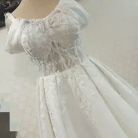 لباس عروس تازه دوخته شده ،