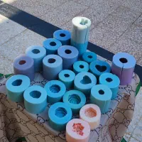 تعدادی قالب های سیلیکونی شمع به دلیل تغییر شغل