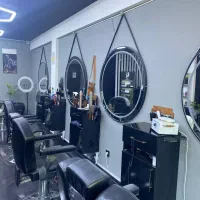 آرایشگر حرفه ای با مشتری با شرایط فوق العاده|استخدام درمانی، زیبایی، بهداشتی|مشهد, فلسطین|دیوار