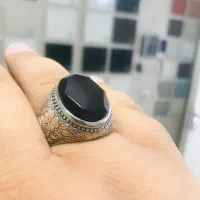انگشتر عقیق یمن سیاه تو سرخ و پرتقالی