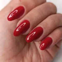 آموزش تخصصی کاشت و ژل ناخن