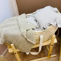 گهواره چوبی به همراه باکس حصیری