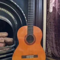 گیتار یاماها c40