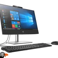 نیرو خانم مسلط به کامپیوتر شیفت غروب