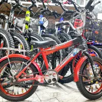 دوچرخه ۱۶ قرمز