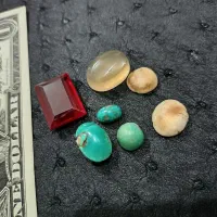 مهره کهنه جفت ، نگین فیروزه و عقیق