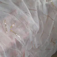 شال حریر سفید