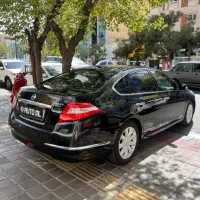 نیسان تی ینا مدل 91 فول Hi