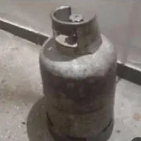 کپسول ۱۱ کیلویی پرسی تقریبا پر