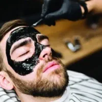 «پاکسازی پوست صورت آقایان ، پوست تمیز و شاداب»