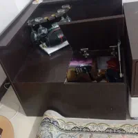 میز کنار مبلی