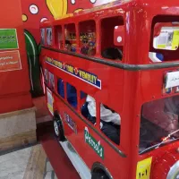 پرستار خانوم برای مراقبت از دختر