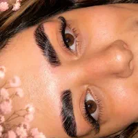 کاشت مژه ، کاشت ناخن ، لیفت ابرو و مژه