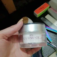 وسایل ناخن|آرایشگاه و سالن‌های زیبایی|شیراز, دینکان|دیوار