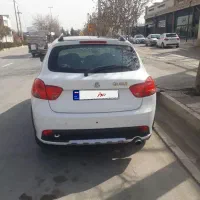 کوییک Rسفیدمشکی مدل۱۴۰۰