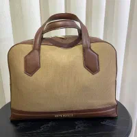 کیف بوفالو سفید