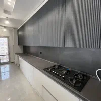 80 متری / 2 خواب / پارکینگ / موقعیت عالی