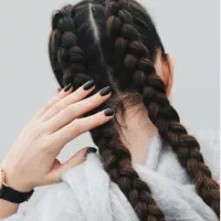 خریدار موی طبیعی و رنگ شده با بالاترین قیمت