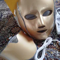 ماسک ال ای دی (نوردرمانی)