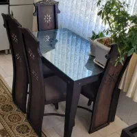 یک عدد میز غذا خوری ۴نفر سالم|میز و صندلی غذاخوری|ازنا, |دیوار