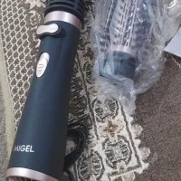 سشوار و حالت دهنده مو