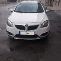 برلیانس ۳۲۰ کراس ۱۵۰۰ سی سی