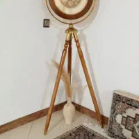ساعت پایه دار