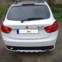 سواری کوییک R -مدل ۱۴۰۱ -کار کرد ۶۱سفید مشکی